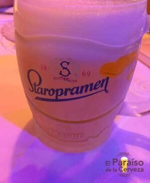 Staropramen jarra cerveza Republica Checa