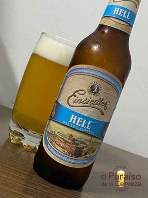 Cerveza Einsiedler Hell de Alemania de tipo Heller